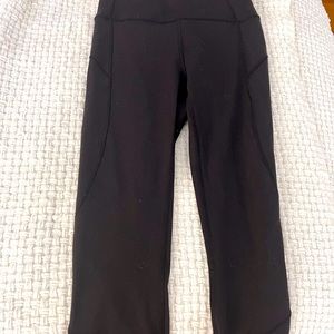 Lulu lemon crop leggings
